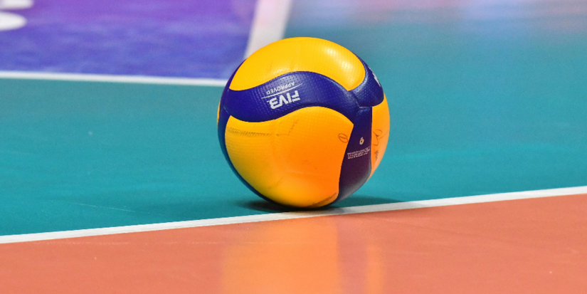 В Пустошке прошёл областной турнир по волейболу среди юных спортсменов - 2025-10-28 12:05:00 - 1