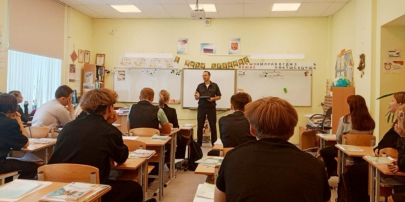 Как юным пользователям избежать «ловушек» в цифровом пространстве? - 2025-10-30 13:05:00 - 1