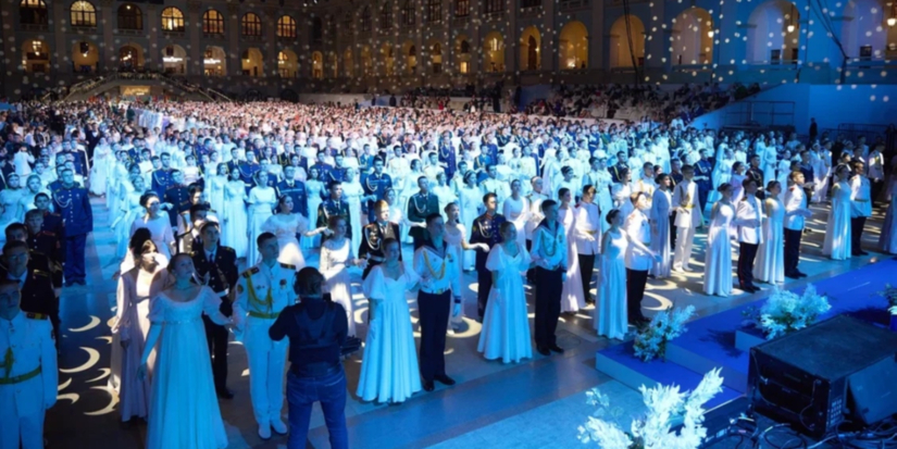 Великолукские кадеты представили регион на Международном Кремлевском балу - 2025-12-11 09:35:00 - 1