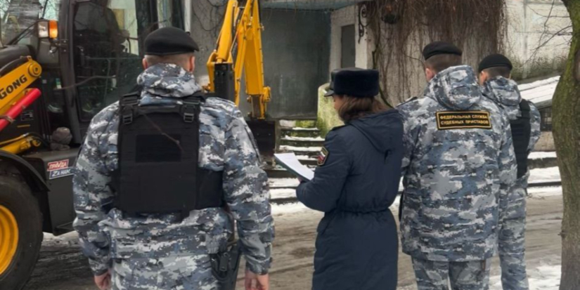 Незаконную пристройку к квартире нашли в Пскове. - 2025-12-16 14:05:00 - 1