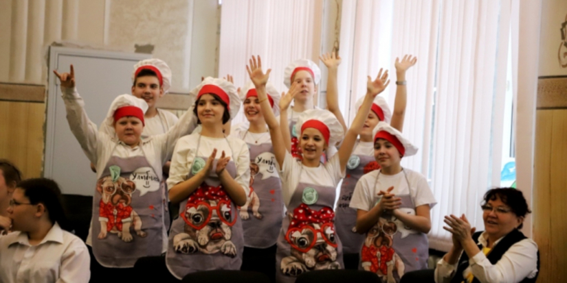 В Пскове прошел финал игры КВН по безопасности дорожного движения - 2025-12-22 10:05:00 - 1