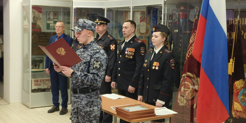 Псковские росгвардейцы приняли присягу - 2025-12-30 13:05:00 - 1