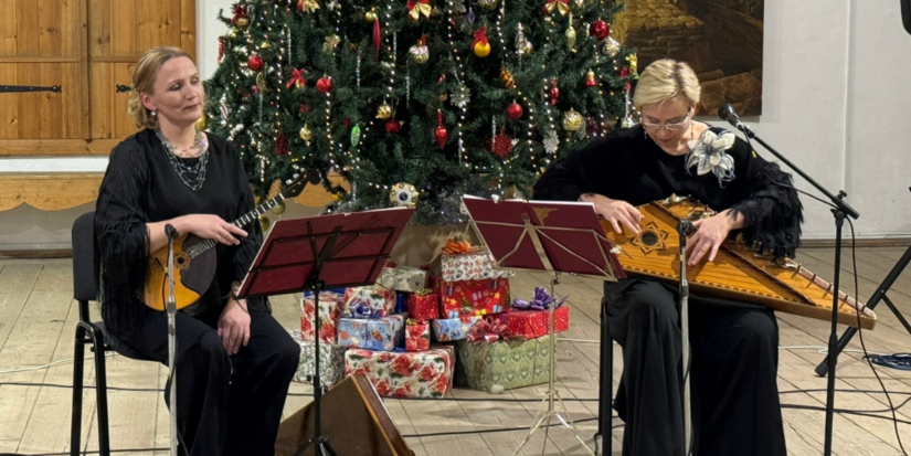 Рождественский концерт народной музыки прошел в Псковском кремле - 2026-01-05 13:05:00 - 1