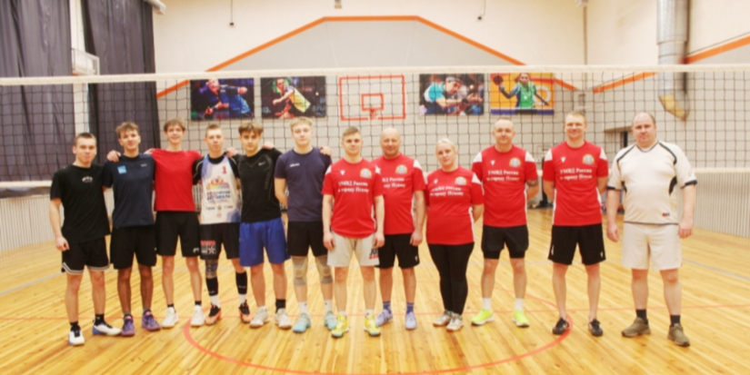 Псковские студенты и полицейские сыграли в волейбол - 2026-01-23 16:35:00 - 1