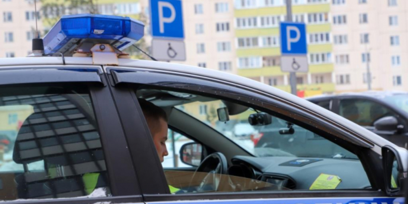 В Пскове прошел рейд по выявлению нарушителей парковки - 2026-02-01 14:05:00 - 1