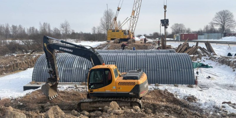 В Псковском районе ремонтируют мост через реку Олешенка - 2026-02-25 12:35:00 - 1