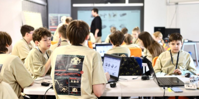Хакатон по созданию роботов проходит в Пскове - 2026-02-26 09:35:00 - 1