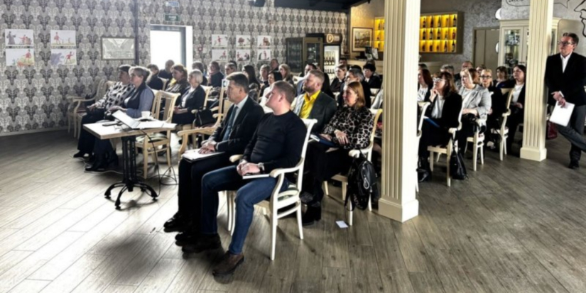 В Пушкинских Горах прошла стажировка для муниципальных инвеступолномоченных - 2026-02-26 08:35:00 - 1