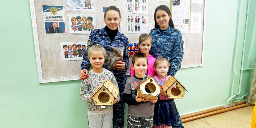 Сотрудники ИК-6 присоединились к акции «Покормите птиц зимой» - 2026-02-28 11:05:00 - 1