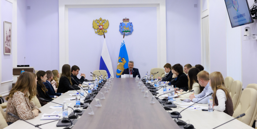 Молодёжный парламент обновил структуру и избрал руководящие органы - 2026-03-07 09:05:00 - 1