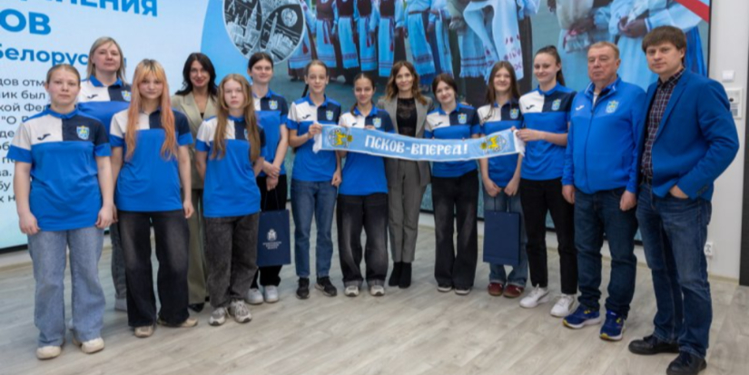 Ольга Тимофеева встретилась с псковскими спортсменками - 2026-04-06 13:35:00 - 1