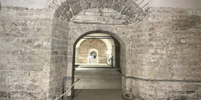 В Троицком соборе Псковского кремля идет реставрация фасадов - 2026-04-08 13:35:00 - 1