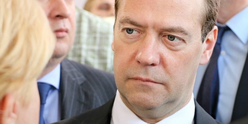 Главредом учебников по обществознанию для старшеклассников стал Дмитрий Медведев - 2026-04-13 19:05:00 - 1