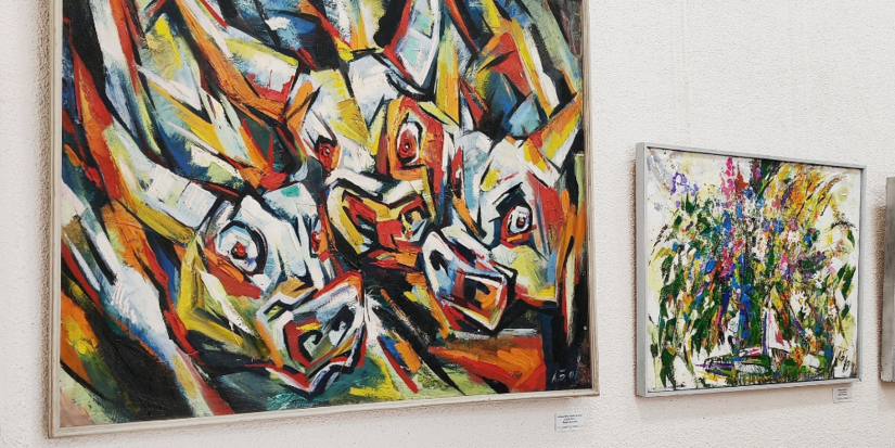 Выставка Бориса и Ростислава Лихановых открылась в Великих Луках - 2026-04-23 10:05:00 - 1