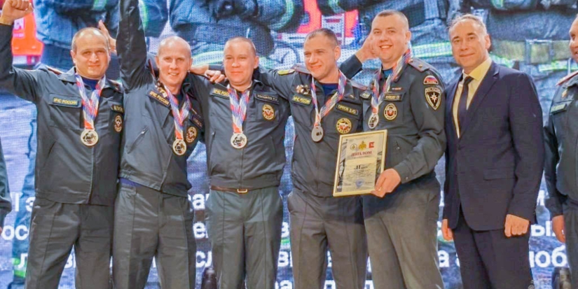 Великолучане стали вторыми на соревнованиях спасателей СЗФО - 2026-04-24 10:35:00 - 1