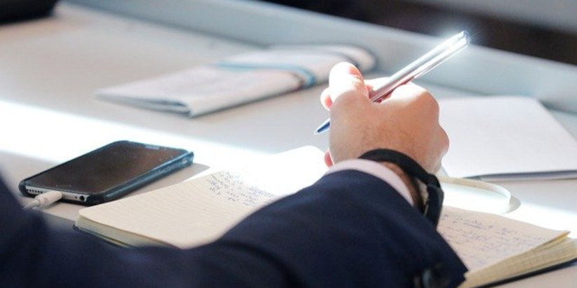 Школьников запретили досматривать перед сдачей ЕГЭ - 2026-04-30 18:35:00 - 1