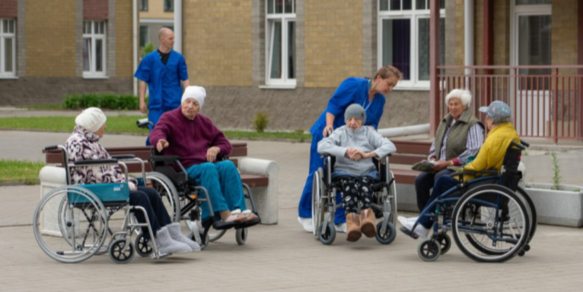 Сенаторы посетили социальный городок в Пскове - 2026-06-10 08:35:00 - 1
