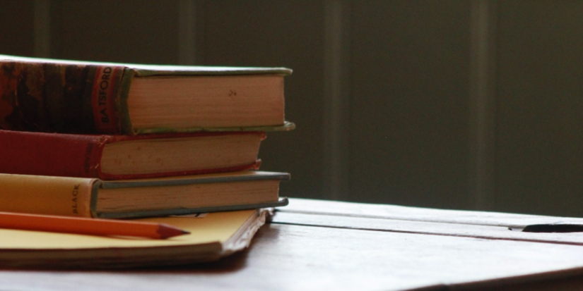 Великолучанам предлагают рассказать о любимых книгах - 2026-09-10 10:05:00 - 1