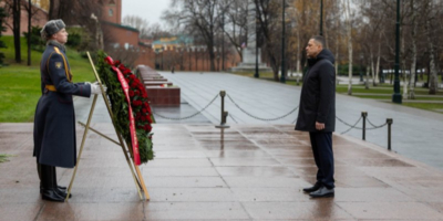 Венок «От жителей Псковской области» возложили к Могиле Неизвестного солдата - 2024-12-03 15:35:00 - 1