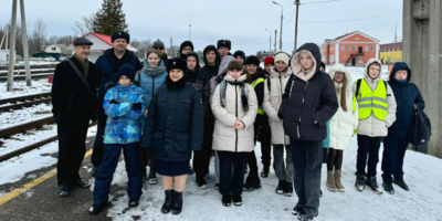 Великолукские полицейские провели для школьников пешеходную прогулку - 2025-02-11 13:35:00 - 1