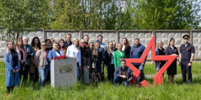В Пскове высадили деревья в память о погибших журналистах - 2025-05-21 09:35:00 - 1