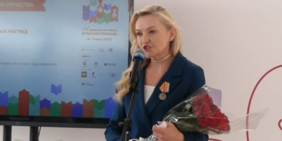 Великолукская поэтесса удостоена медали «За помощь и милосердие» - 2025-06-09 17:05:00 - 1