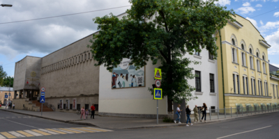 «Аллеями старого города» предлагает пройти псковский музей - 2025-08-27 09:05:00 - 1
