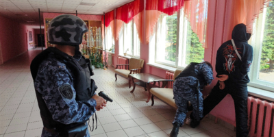 В псковской школе прошла тренировка по безопасности - 2025-08-31 12:05:00 - 1