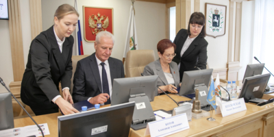 Соглашение о сотрудничестве подписали парламенты Псковской и Томской областей - 2025-09-03 15:36:00 - 1