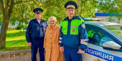 Полицейские помогли пожилой великолучанке вернуться домой - 2025-09-15 10:05:00 - 1
