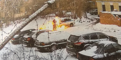 19-летняя псковичка сожгла полицейскую машину - 2025-11-13 16:35:00 - 1