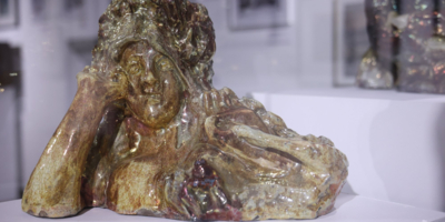 Скульптуры Михаила Врубеля можно увидеть на новой выставке в изборском музее - 2025-12-18 10:05:00 - 1