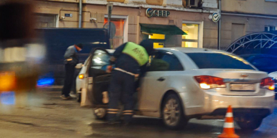 Великолукских водителей попросили быть внимательнее на дорогах - 2025-12-18 18:05:00 - 1