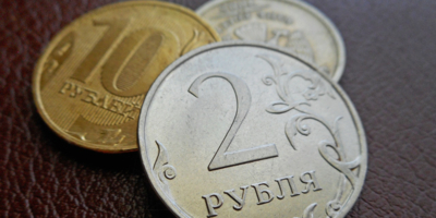 Россияне сильно сократили расходы перед Новым годом - 2025-12-19 20:05:00 - 1