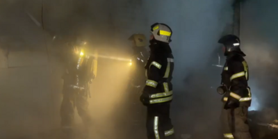 Более 20 человек тушили пожар в Пскове - 2026-01-11 12:05:00 - 1