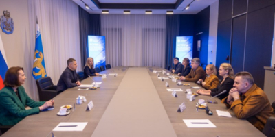 Губернатор встретился с руководителями и главными редакторами СМИ региона - 2026-01-14 09:35:00 - 1