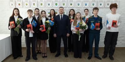 Юные псковичи получили свои первые паспорта - 2026-02-24 08:35:00 - 1