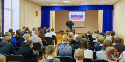 В Пскове сотрудники Росгвардии познакомили школьников с историей войск - 2026-03-01 20:05:00 - 1