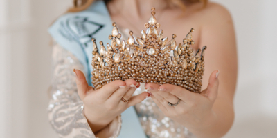 Состоялась титульная фотосессия главного конкурса красоты Великих Лук - 2026-04-02 18:05:00 - 1