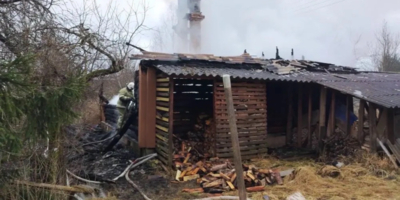 Во время пожара в Плюсском районе погиб пожилой мужчина - 2026-04-09 09:05:00 - 1