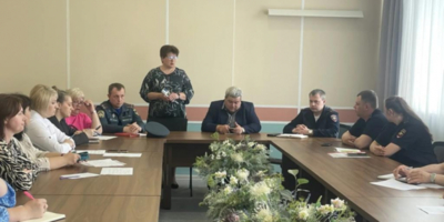 В Великих Луках обсудили безопасность летнего детского отдыха - 2026-05-19 12:05:00 - 1