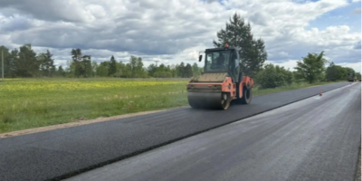 На дороге Лудони – Павы – Боровичи кладут асфальт - 2026-06-04 15:05:00 - 1