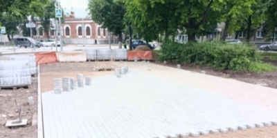 Два сквера благоустраивают в Великих Луках - 2026-06-18 15:35:00 - 1