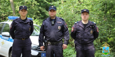 В Пскове полицейские нашли заблудившуюся в лесу пенсионерку - 2026-07-21 16:05:00 - 1
