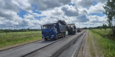 Участок дороги ремонтируют в Струго-Красненском районе - 2026-07-23 09:35:00 - 1