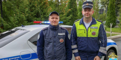 Псковские полицейские потушили загоревшийся в дорожном заторе автомобиль - 2026-09-03 16:05:00 - 1