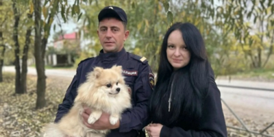 В Великих Луках полицейский спас шпица от нападения овчарки - 2026-10-06 11:05:00 - 1