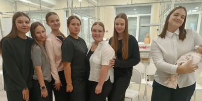 Девятиклассники посетили Великолукский медицинский колледж - 2026-10-14 15:35:00 - 1