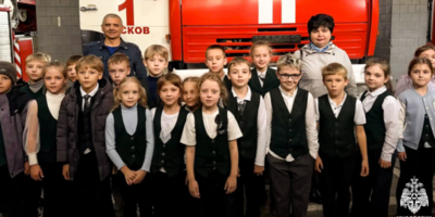 Псковские школьники побывали в гостях у пожарных - 2026-10-15 17:05:00 - 1