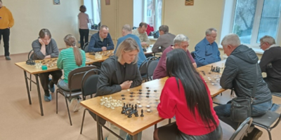 В Великих Луках прошел турнир по шашкам - 2026-10-28 09:35:00 - 1